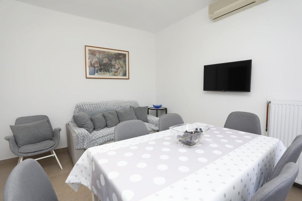 Apartment Falichi بلومين المظهر الخارجي الصورة